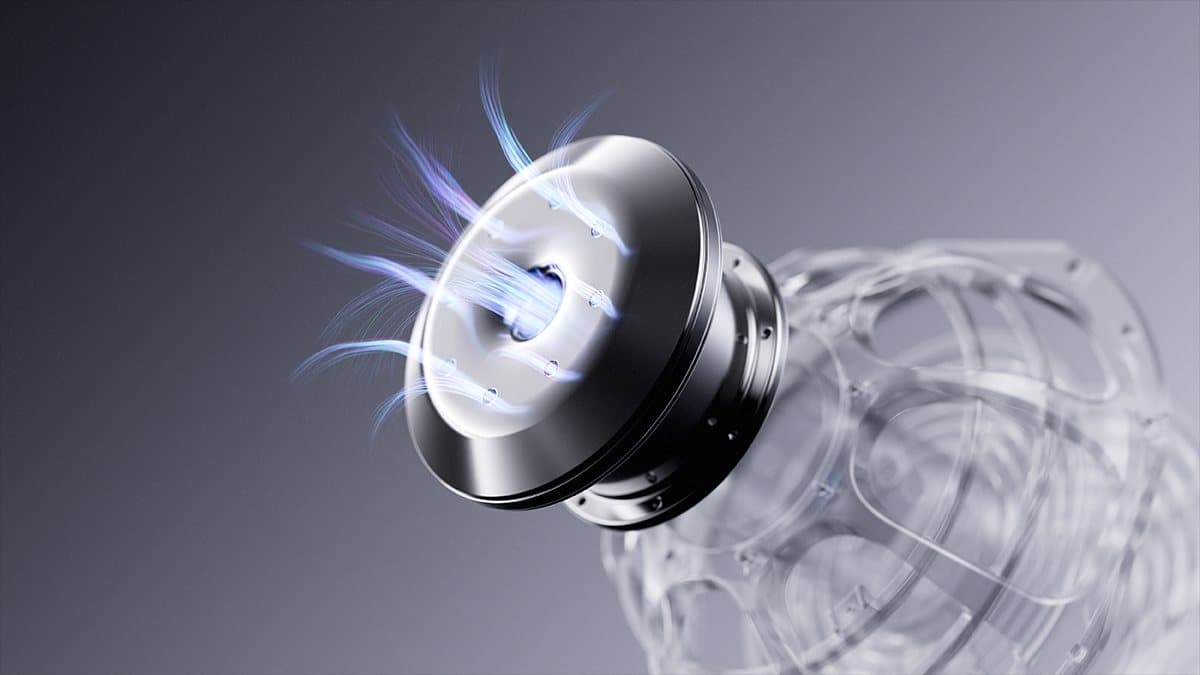 Triple-layer ventilation releasing air trapped behind the cone